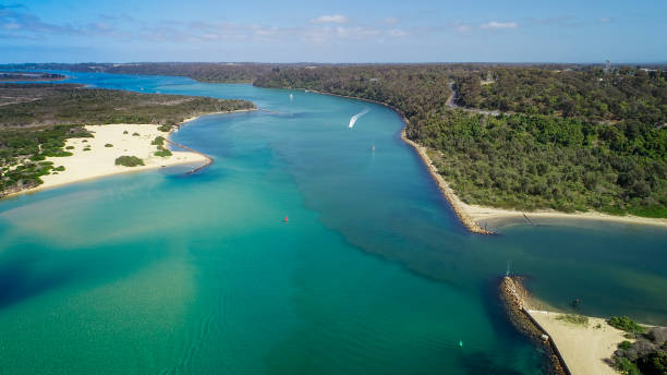 istock Lakes Entrance aerial 1414909687