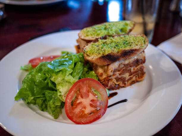 istock Pub food: cheesy and tasty 1414932547
