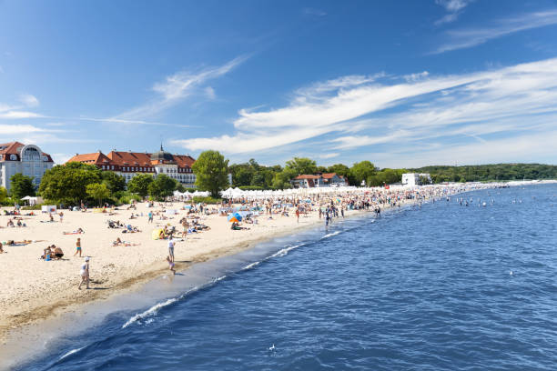 istock sopot beach full of people 1414978912