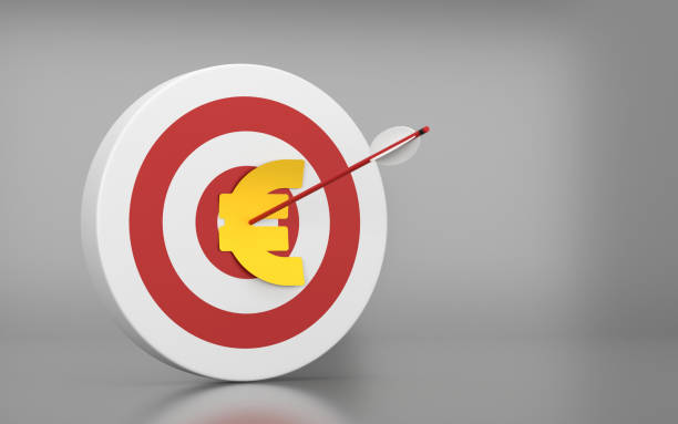 istock A hit Euro Symbol on the Dartboard 1414984893