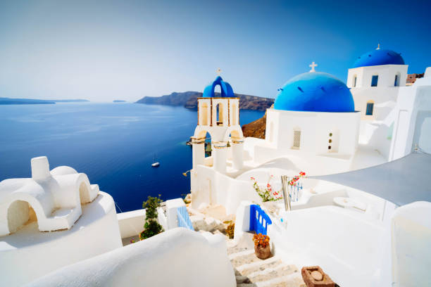 istock Oia, traditional greek village 1414986934