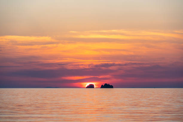 Horizon over sea
