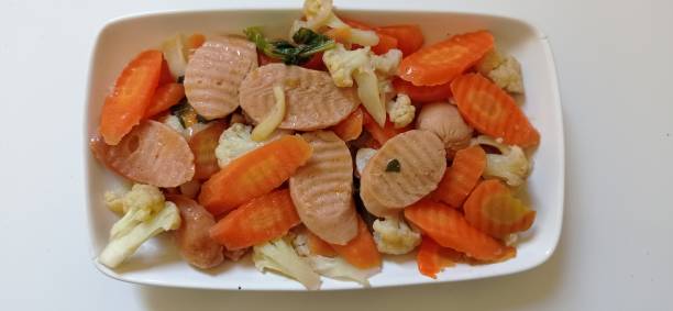 legumes capcay - appetizer asia carrot maki sushi - fotografias e filmes do acervo