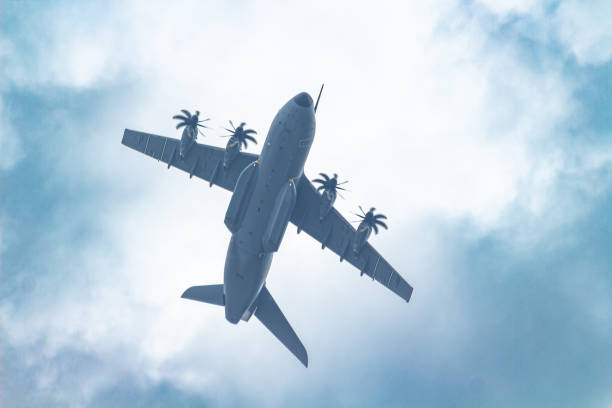 istock Airbus A400 M Atlas in flight 1415126608