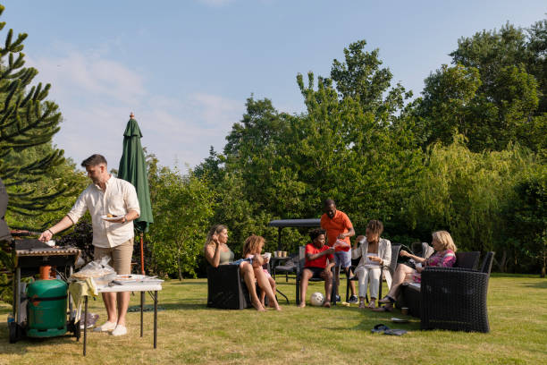 istock BBQ Party in Garden 1415136300