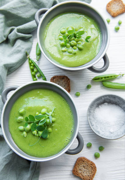istock Fresh vegetable soup made of green peas 1415138680