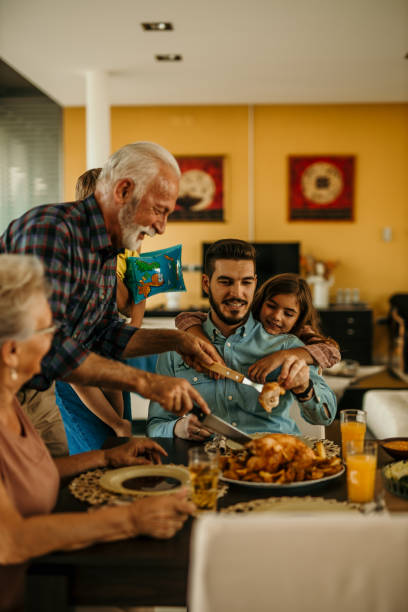 istock Family, let's eat 1415150068
