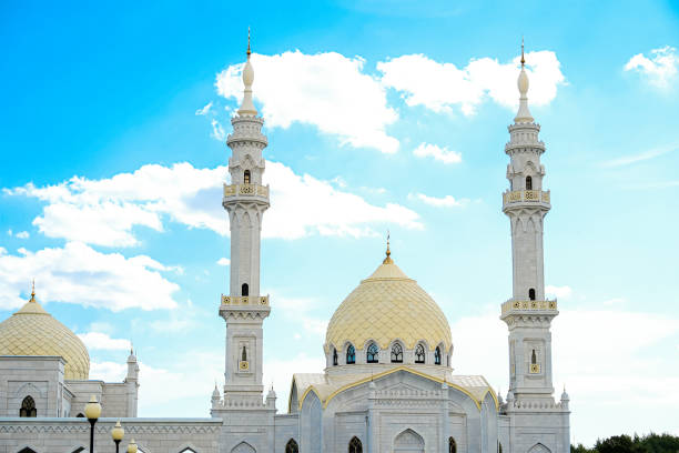istock The White mosque in Bulgar Tatarstan 1415150091