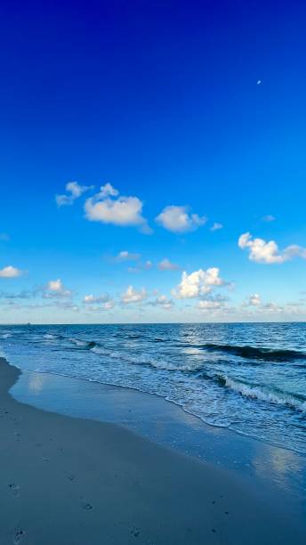 istock BEAUTIFUL DAY AT THE BEACH 1415182605