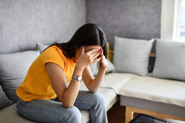 istock Female Experiencing Sinus Pain 1415219025