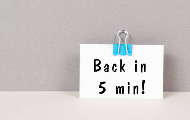 istock Back in 5 min ist standing on a paper,taking a break, be right back 1415240728