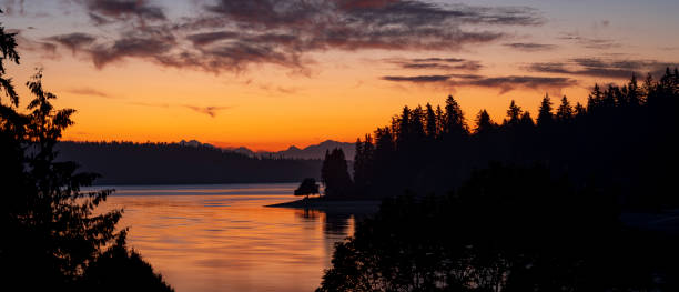 istock Golden Sunrise Reflections 1415241327