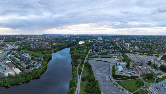 daytime view of the Montreal skyline from the Kondiaronk Belvedere (Quebec, Canada).