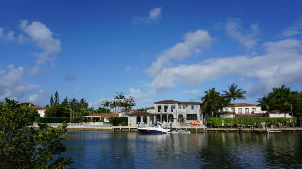 istock Luxurious mansion in Miami Beach, florida, U.S.A 1415297837