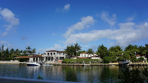istock Luxurious mansion in Miami Beach, florida, U.S.A 1415297843
