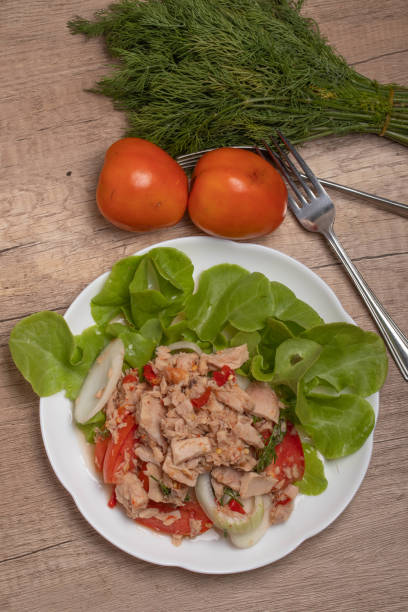 istock Spicy Tuna Salad in white plate 1415314703