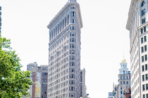 flat iron building in nyc