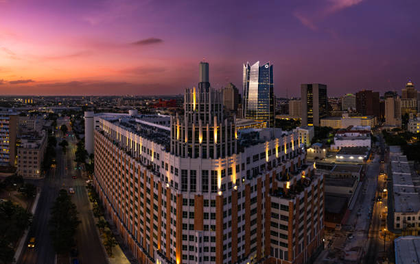 istock Downtown San Antonio Sunset with Architecture 1415401602