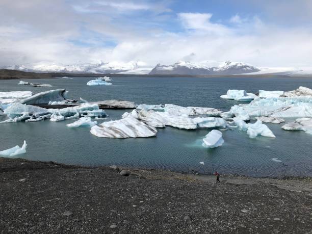 istock Icelandic Iceburgs 1415411869