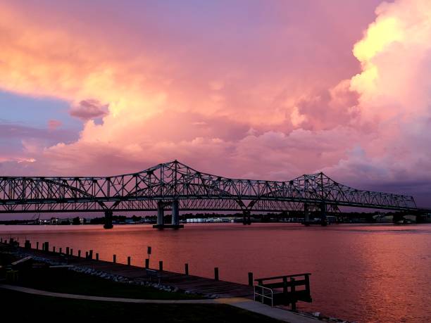 istock Louisiana Sunset 1415506210