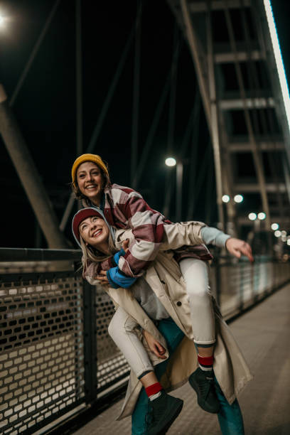istock Girls having night fun 1415521096