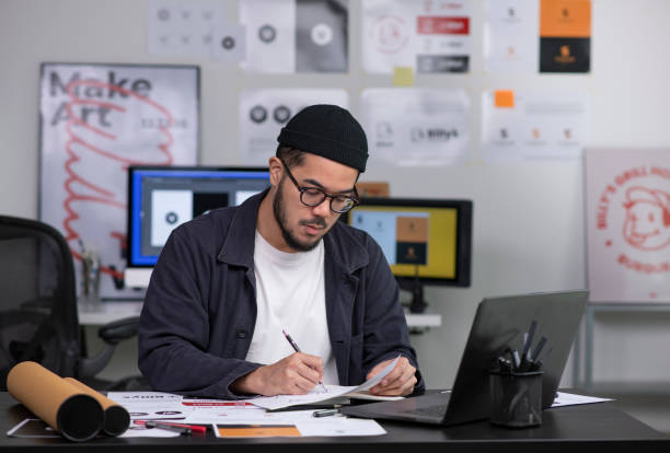 istock Asian Graphic designer working in office. Artist Creative Designer Illustrator Graphic Skill Concept. 1415537849