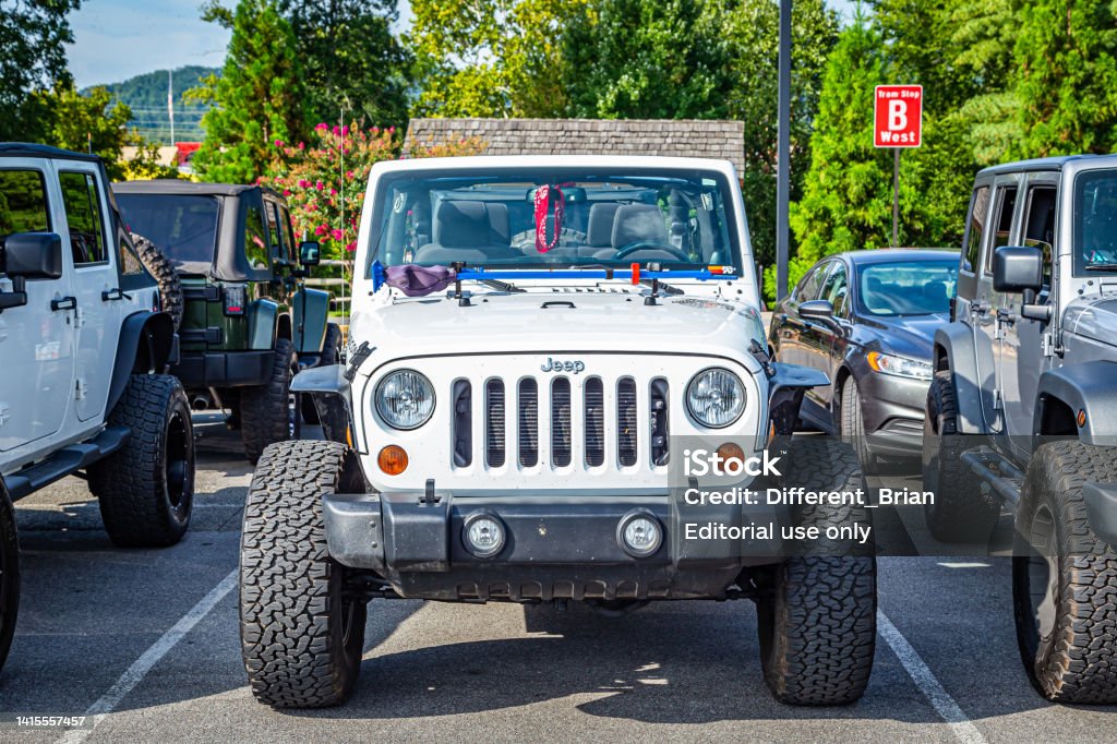 Modified Jeep Wrangler Rubicon Jk Soft Top Stock Photo - Download Image Now  - 4x4, Adventure, Car - iStock