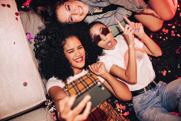istock Selfies on girls night out 1415557924