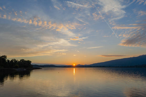 istock Sunset on the lake 1415558072