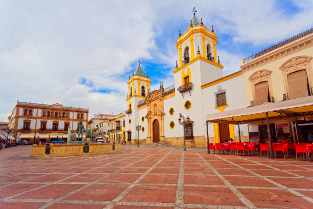 vila antiga ronda em andalisia, espanha - spain seville sevilla andalusia - fotografias e filmes do acervo