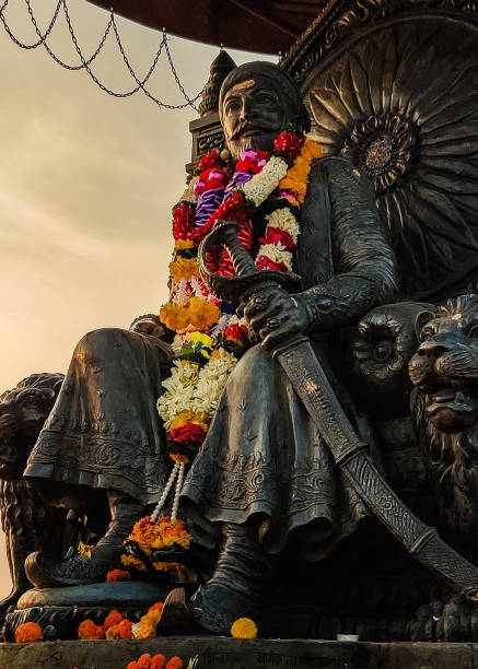 Full Shot Of Chatrapati Shivaji Maharaj Statue Located On Raigad Fort In Western Sahyadri Ghats Full Shot Of Chatrapati Shivaji Maharaj Statue Located On Raigad Fort In Western Sahyadri Ghats maharadja stock pictures, royalty-free photos & images