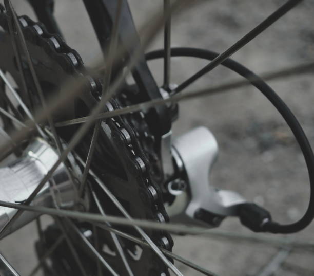 istock bicycle chain, bike derailleur, close, structure 1415635471