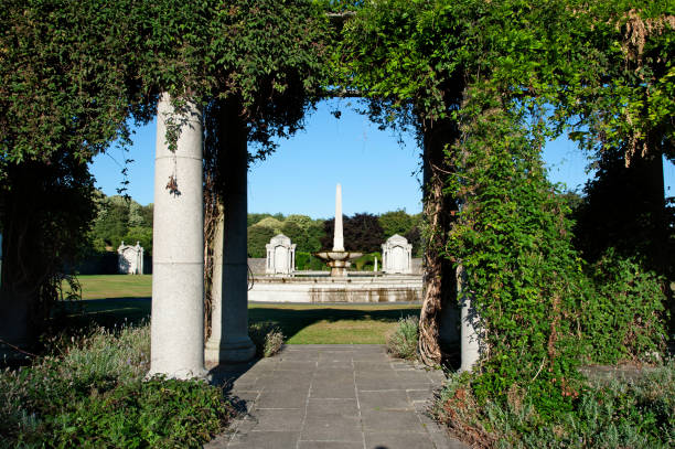 Beautiful fountain in the park Sarphatipark in Oude Pijp, nicknamed the Quartier Latin, a neighborhood in Amsterdam.