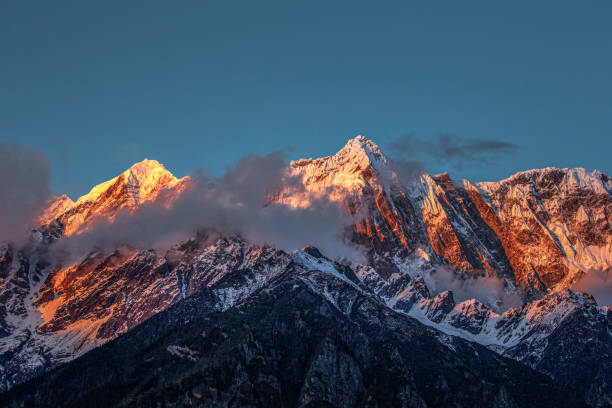 istock Himalayan mountain peaks in the sunset glow 1415693070