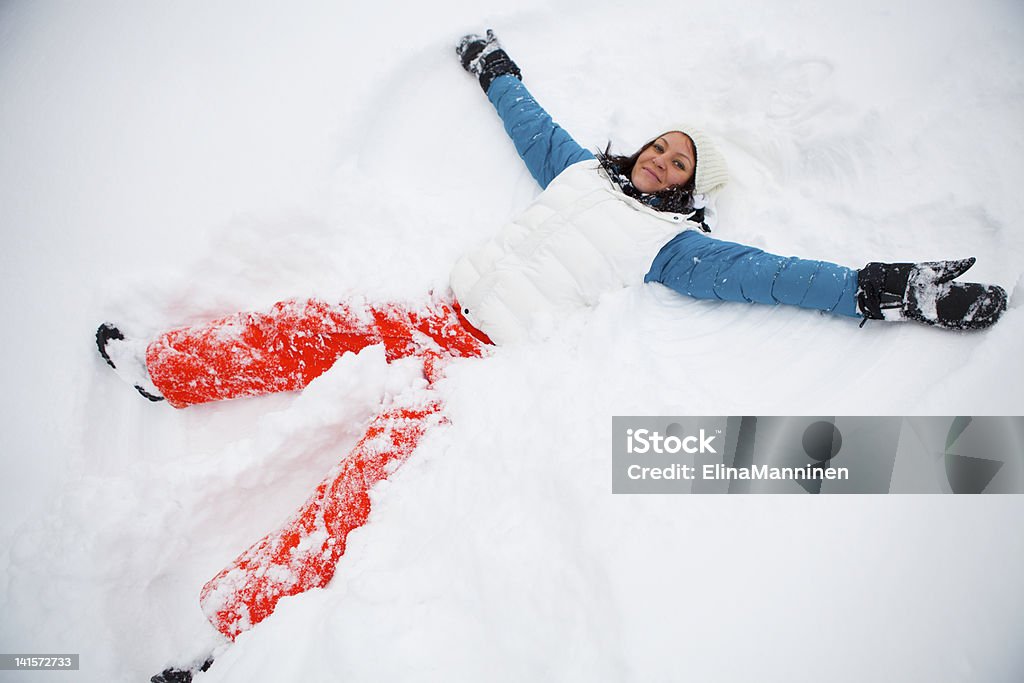 Fazer Anjos de Neve - Royalty-free Adulto Foto de stock