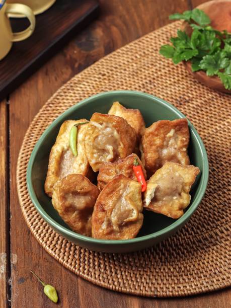 istock Meatballs tofu in a bowl 1415803744
