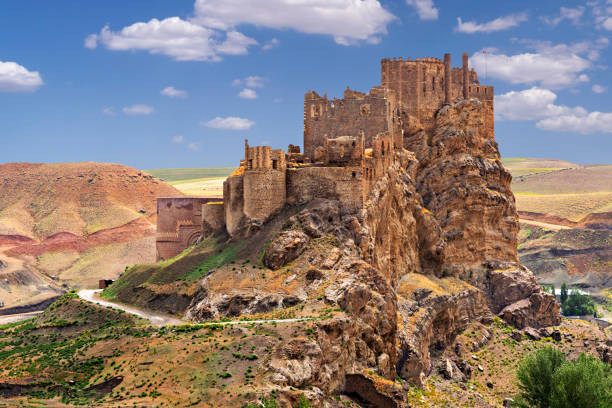 hosap castle, van, turkey - van imagens e fotografias de stock