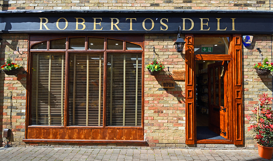 St Neots, Cambrigeshire, England - April 09, 2022: Roberto's Deli in St Neots store front.