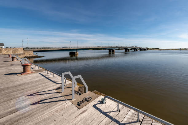 สะพานถนนในเว็กซ์ฟอร์ดในไอร์แลนด์ - county wexford ภาพสต็อก ภาพถ่ายและรูปภาพปลอดค่าลิขสิทธิ์