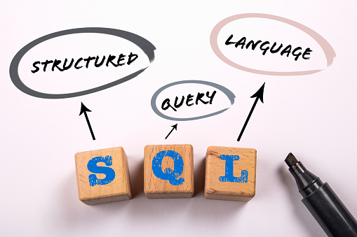 Foto de Sql Linguagem De Consulta Estruturada Cubos De Madeira Com ...