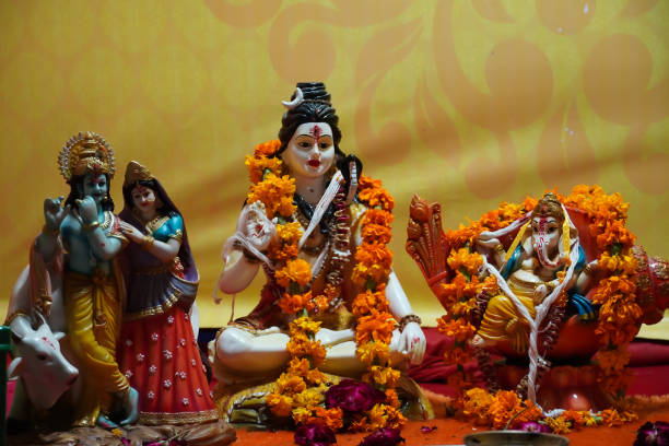 istock statue of indian god image 1415945592
