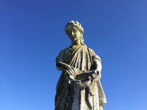 istock Angel Tombstone 1416014214