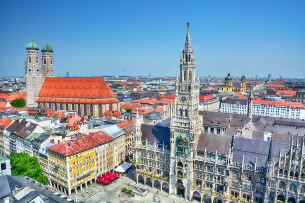istock Panoramic view of Marienplatz in Munich 1416024120
