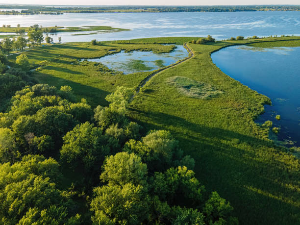 istock Trail path out to the breakwall on the fox river 1416185900
