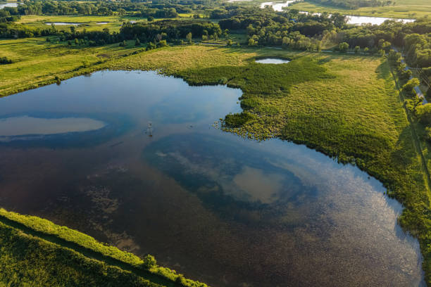 istock View of Water Overflowing from the Fox River 1416186066