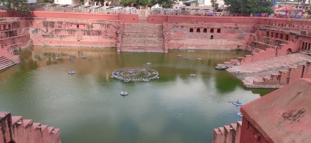istock Jal Kund in mathura city 1416245013