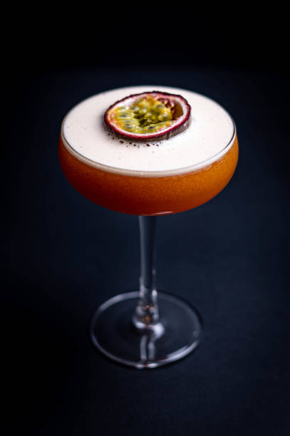 istock Cocktail pornstar passionfruit 1416354298