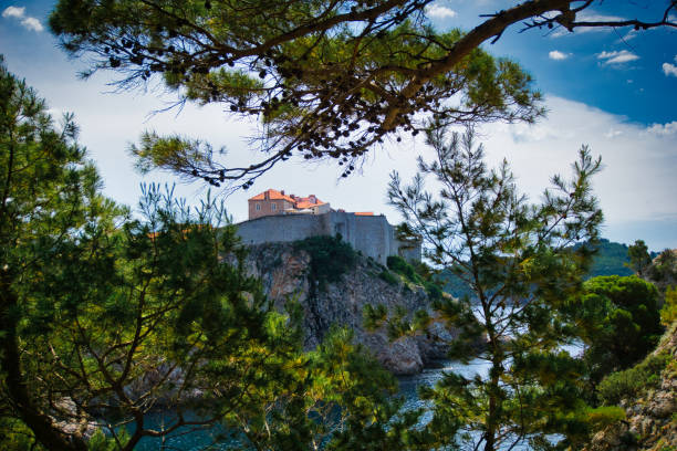 istock Dubrovnik old town 1416503505