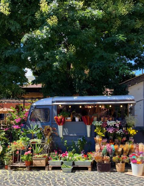 istock Flower seller 1416622815