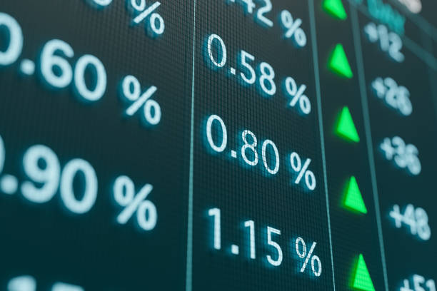 el rendimiento y las tasas de interés suben. - rating debt usa stock market fotografías e imágenes de stock